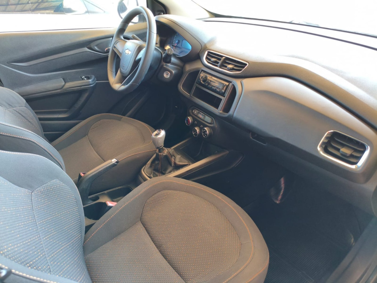 CHEVROLET Onix Hatch 1.0 4P FLEX LT