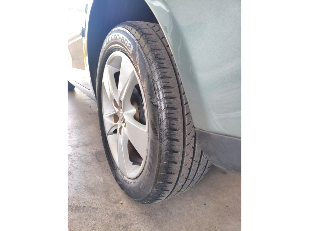 VOLKSWAGEN Polo Sedan 1.6 4P COMFORTLINE FLEX