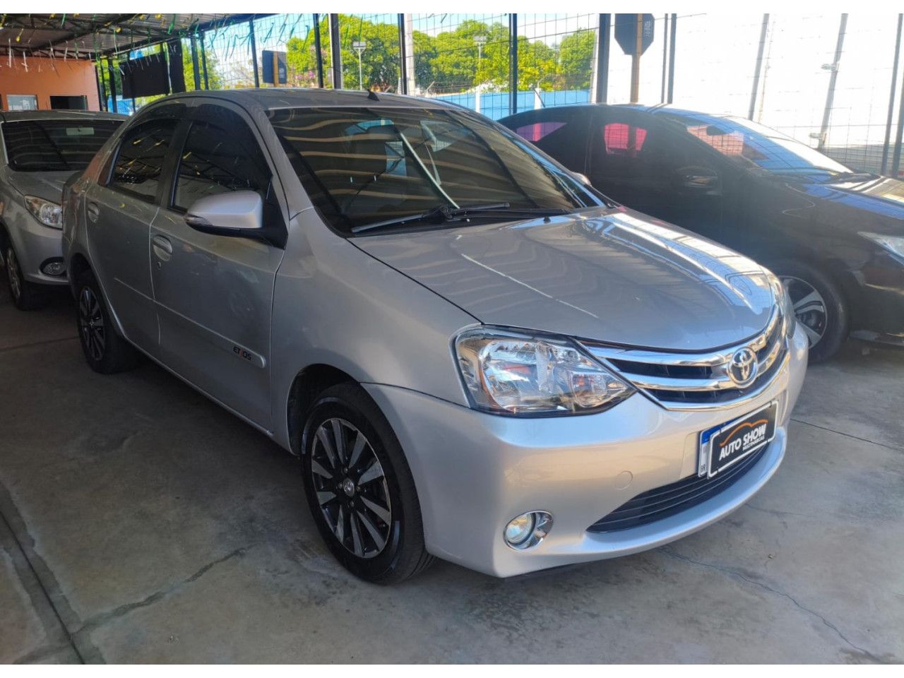 TOYOTA Etios Sedan 1.5 16V 4P FLEX PLATINUM