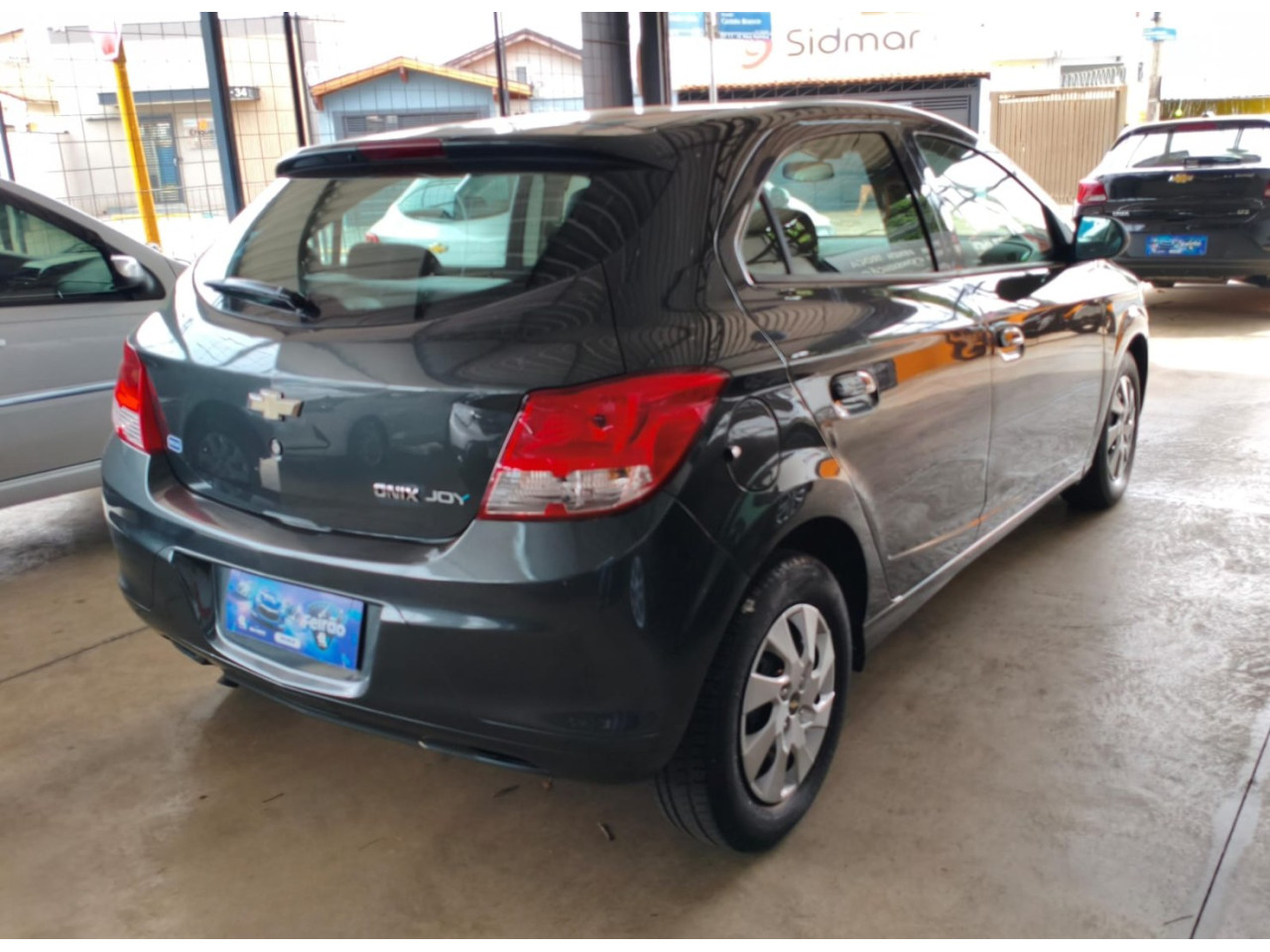 CHEVROLET Onix Hatch 1.0 4P FLEX JOY