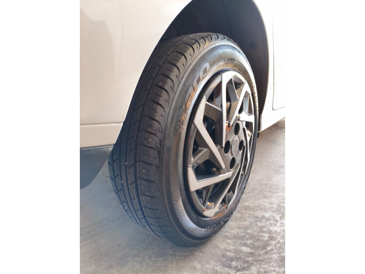 CHEVROLET Onix Hatch 1.0 4P FLEX LT