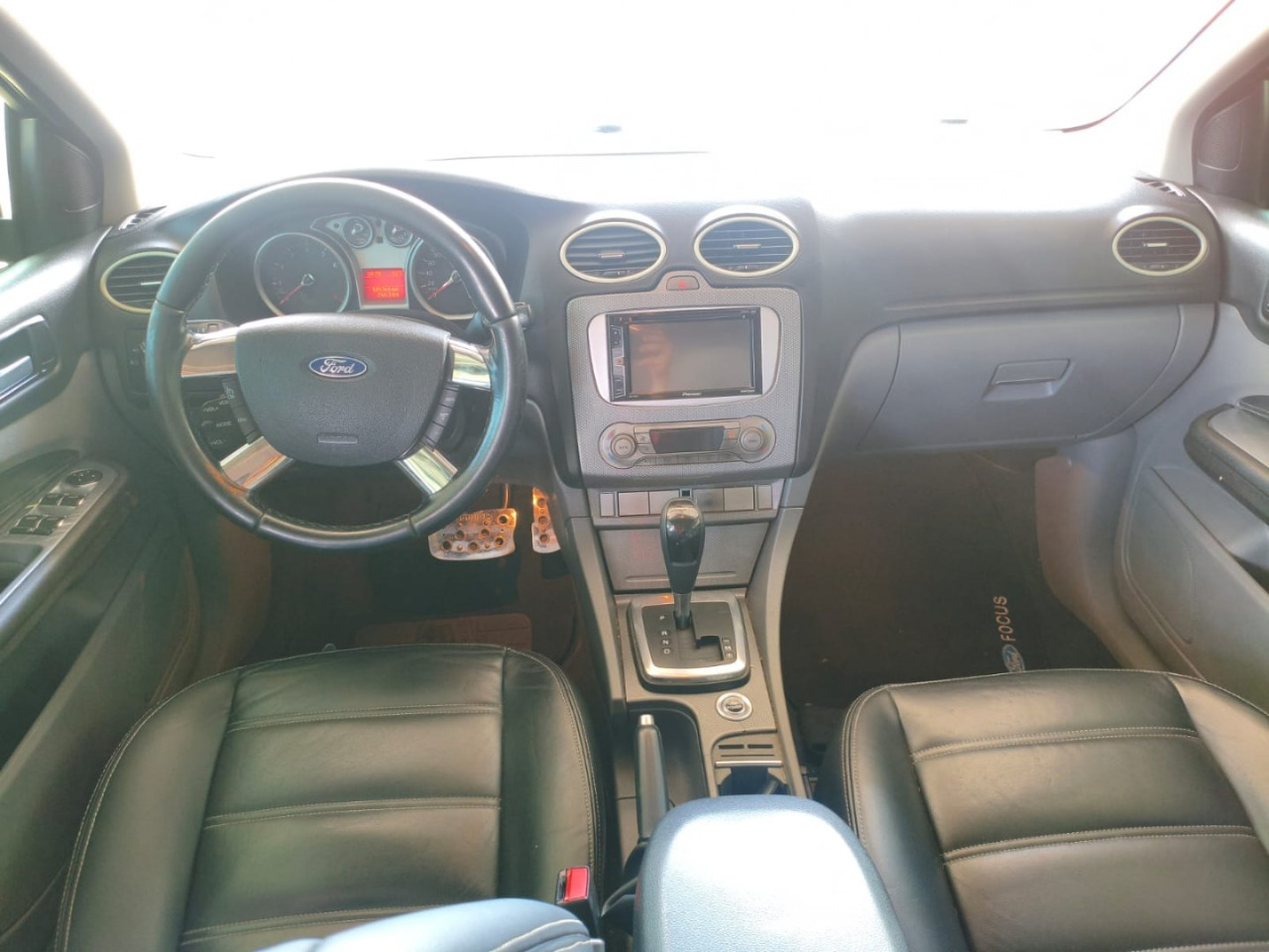 FORD Focus Hatch 2.0 16V 4P FLEX TITANIUM AUTOMÁTICO