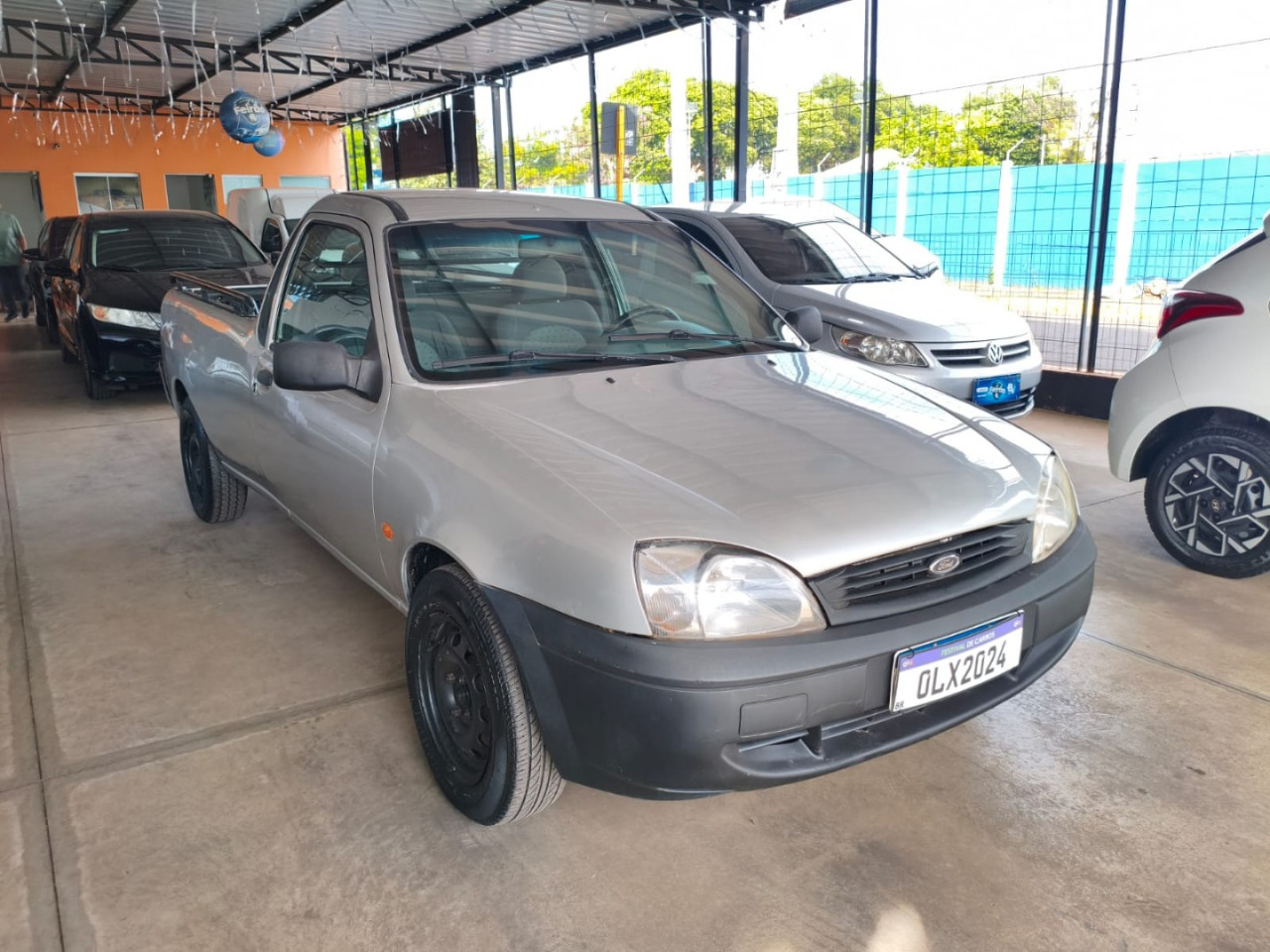 FORD Courier 1.6 FLEX L