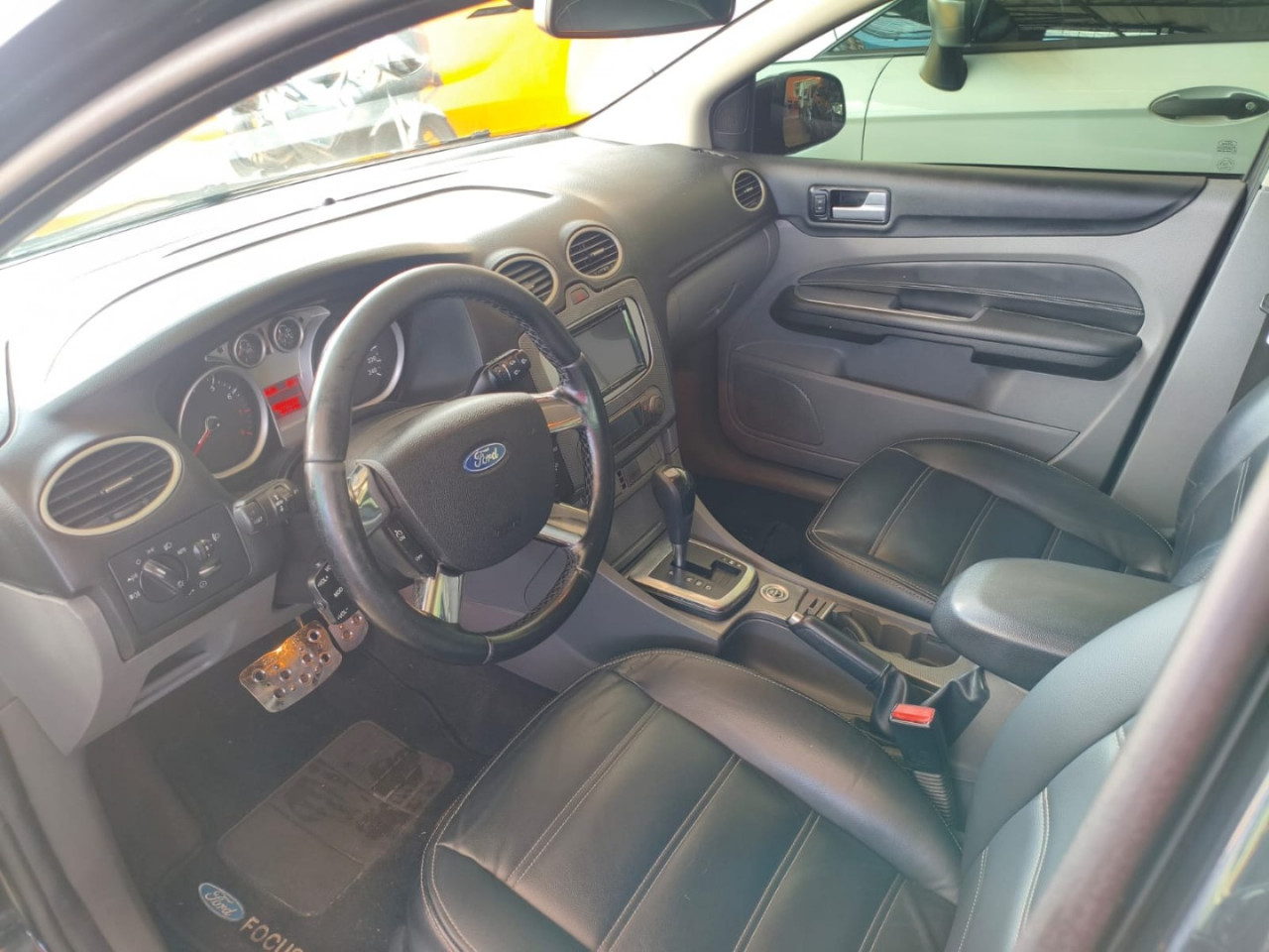 FORD Focus Hatch 2.0 16V 4P FLEX TITANIUM AUTOMÁTICO