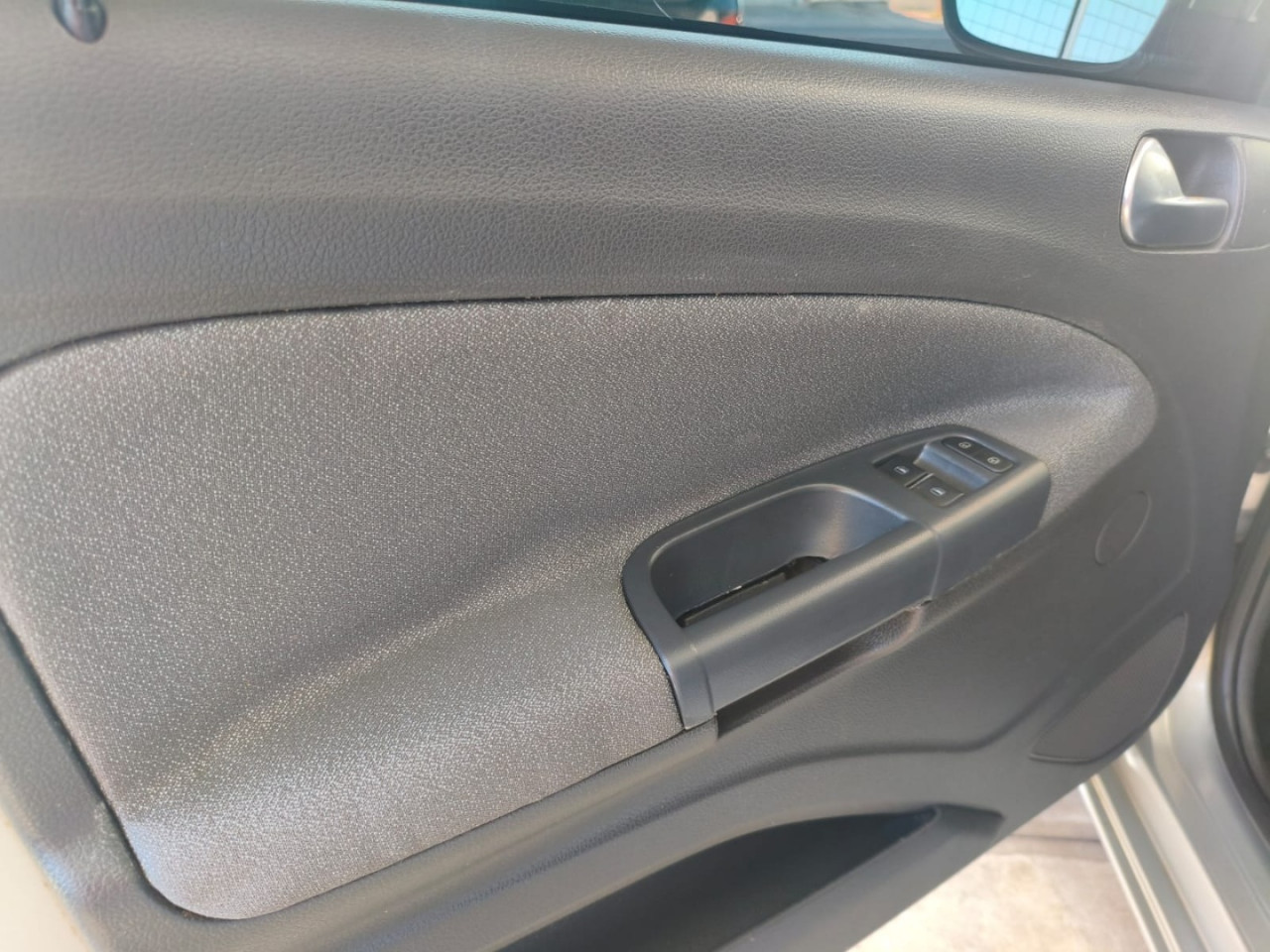 VOLKSWAGEN Gol 1.0 4P G5 TREND FLEX