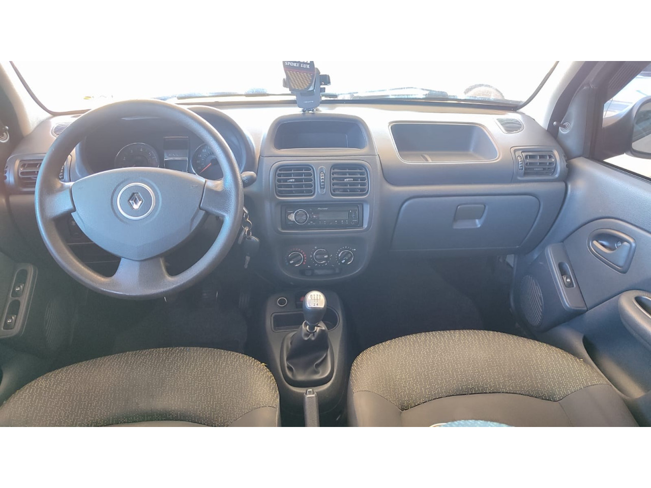 RENAULT Clio Hatch 1.0 16V 4P FLEX EXPRESSION