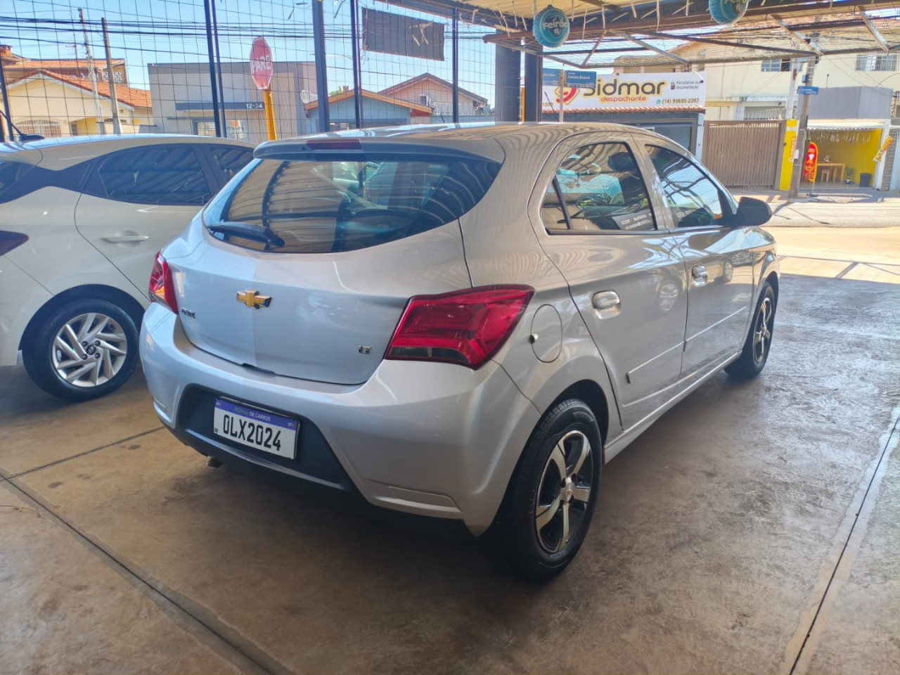 CHEVROLET Onix Hatch 1.0 4P FLEX LT