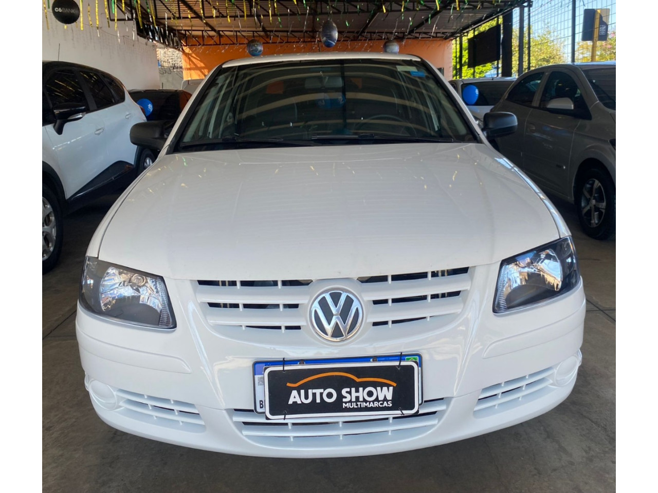 VOLKSWAGEN Gol 1.0 4P G4 FLEX