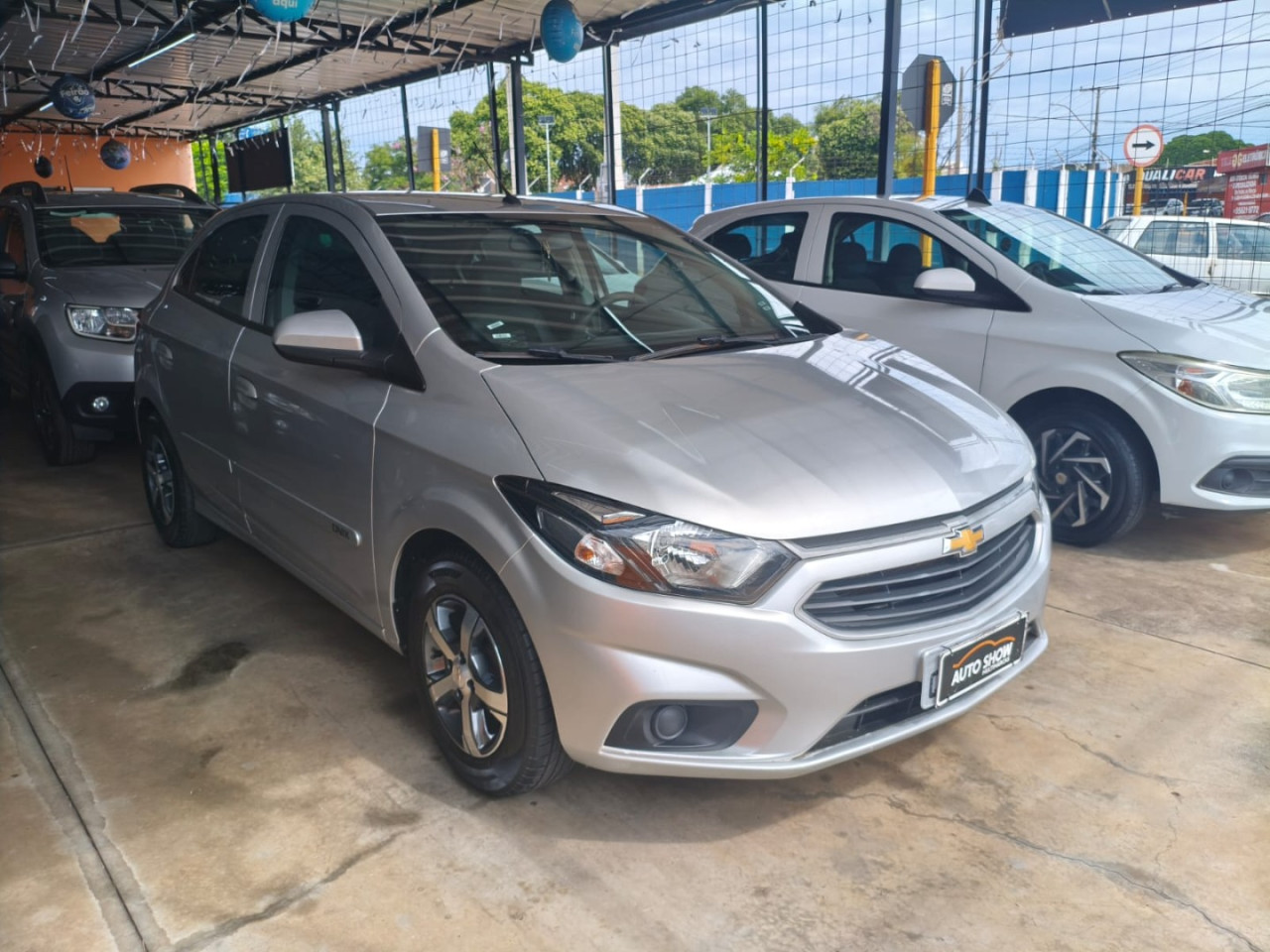 CHEVROLET Onix Hatch 1.0 4P FLEX LT