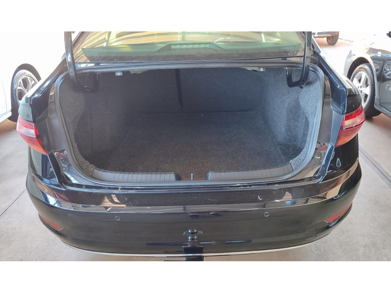 VOLKSWAGEN Jetta 1.4 4P 250 TSI TURBO CONFORTLINE AUTOMÁTICO