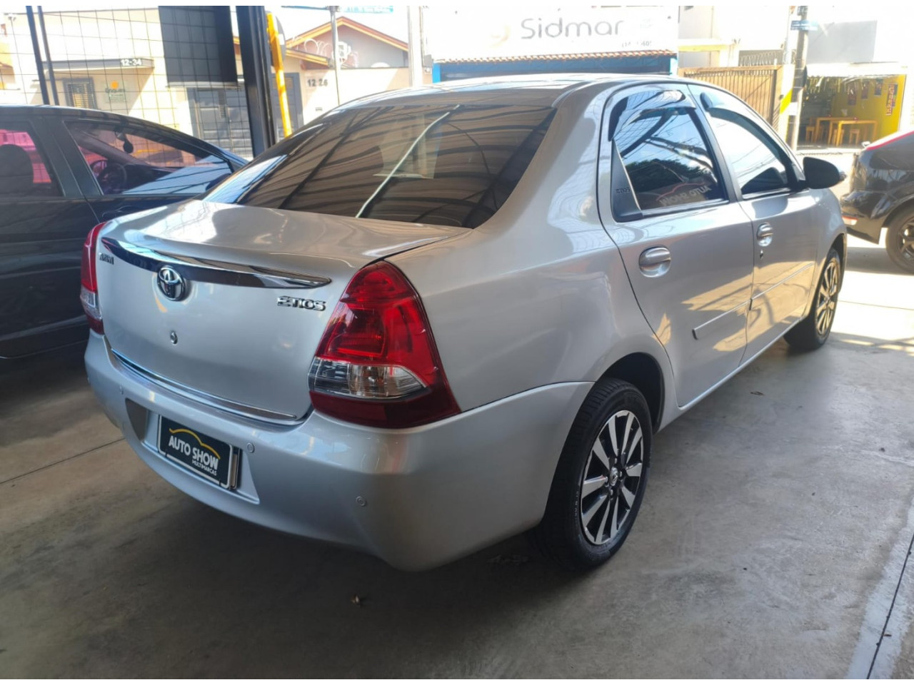 TOYOTA Etios Sedan 1.5 16V 4P FLEX PLATINUM