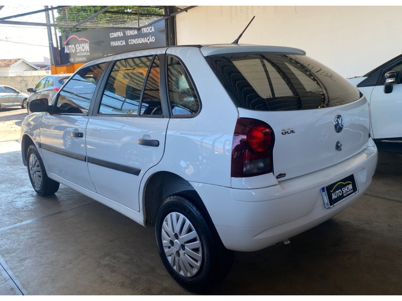 VOLKSWAGEN Gol 1.0 4P G4 FLEX