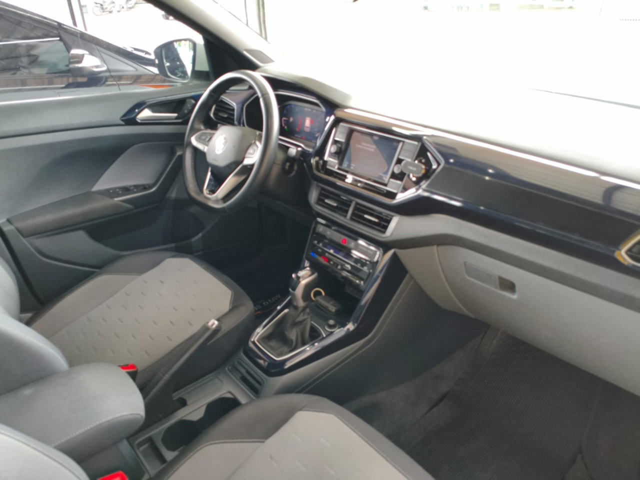 VOLKSWAGEN T-Cross 1.0 4P 200 TSI FLEX COMFORTLINE AUTOMÁTICO