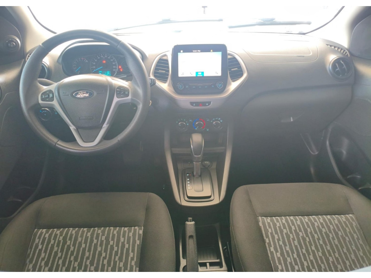 FORD Ka + Sedan 1.5 12V 4P FLEX TI-VCT SE PLUS AUTOMÁTICO