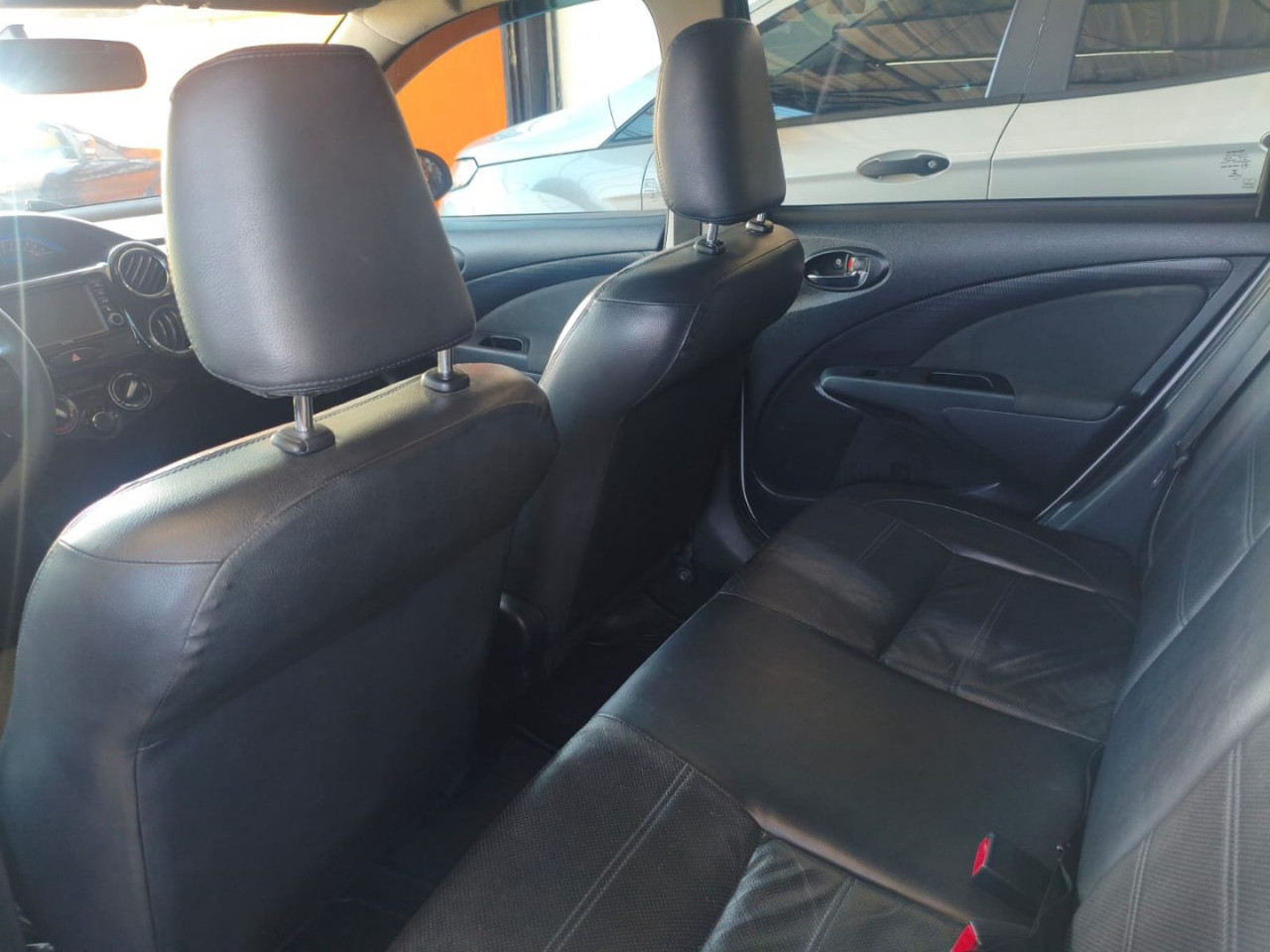 TOYOTA Etios Sedan 1.5 16V 4P FLEX PLATINUM