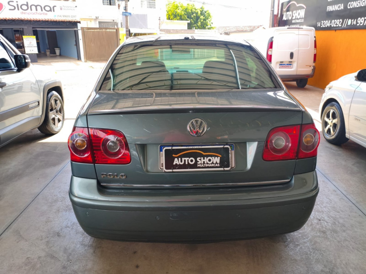 VOLKSWAGEN Polo Sedan 1.6 4P COMFORTLINE FLEX