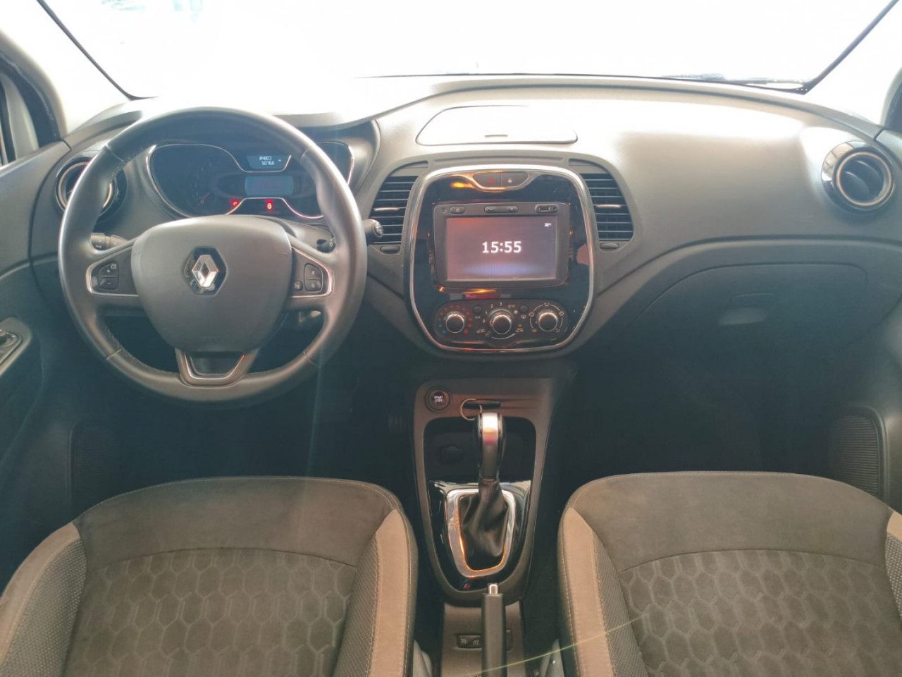 RENAULT Captur 1.6 16V 4P SCE ZEN X-TRONIC AUTOMÁTICO CVT