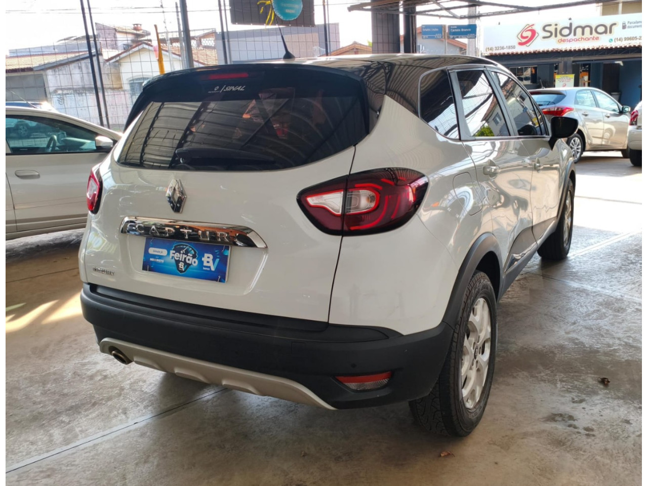 RENAULT Captur 1.6 16V 4P SCE ZEN X-TRONIC AUTOMÁTICO CVT