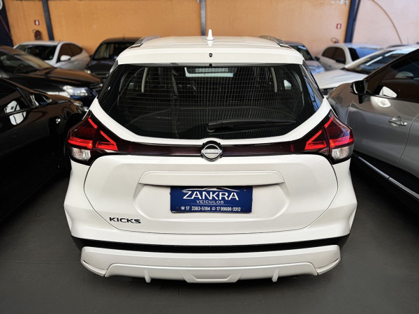 NISSAN Kicks 1.6 16V FLEXSTART SENSE XTRONIC NISSAN Kicks 1.6 16V FLEXSTART SENSE XTRONIC