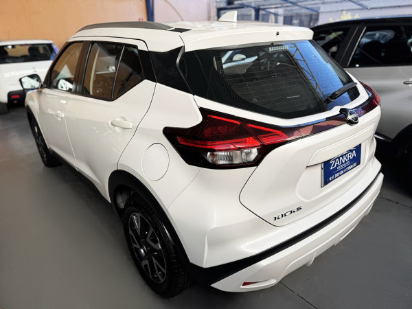 NISSAN Kicks 1.6 16V FLEXSTART SENSE XTRONIC NISSAN Kicks 1.6 16V FLEXSTART SENSE XTRONIC