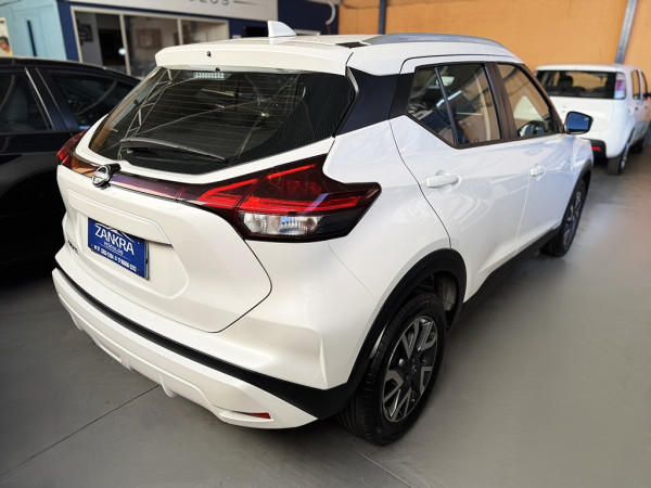 NISSAN Kicks 1.6 16V FLEXSTART SENSE XTRONIC NISSAN Kicks 1.6 16V FLEXSTART SENSE XTRONIC