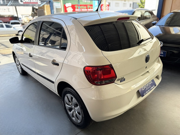 VOLKSWAGEN Gol 1.0 MI TRENDLINE 8V FLEX 4P MANUAL VOLKSWAGEN Gol 1.0 MI TRENDLINE 8V FLEX 4P MANUAL