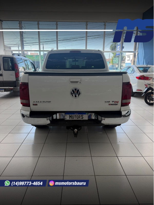 VOLKSWAGEN Amarok 3.0 V6 CABINE DUPLA HIGHLINE 4X4 TURBO INTERCOOLER AUTOMÁTICO