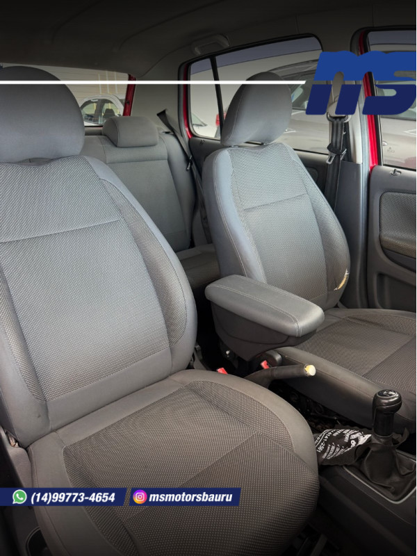 VOLKSWAGEN Fox 1.6 4P FLEX