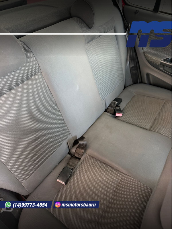 VOLKSWAGEN Fox 1.6 4P FLEX