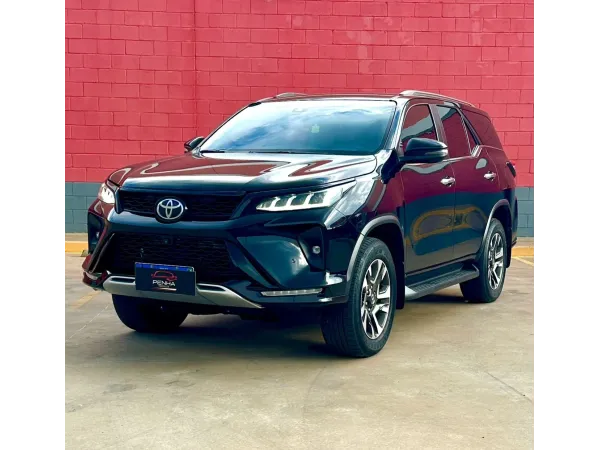 Hilux SW4 2.8 D-4D TURBO DIAMOND 7L 4X4