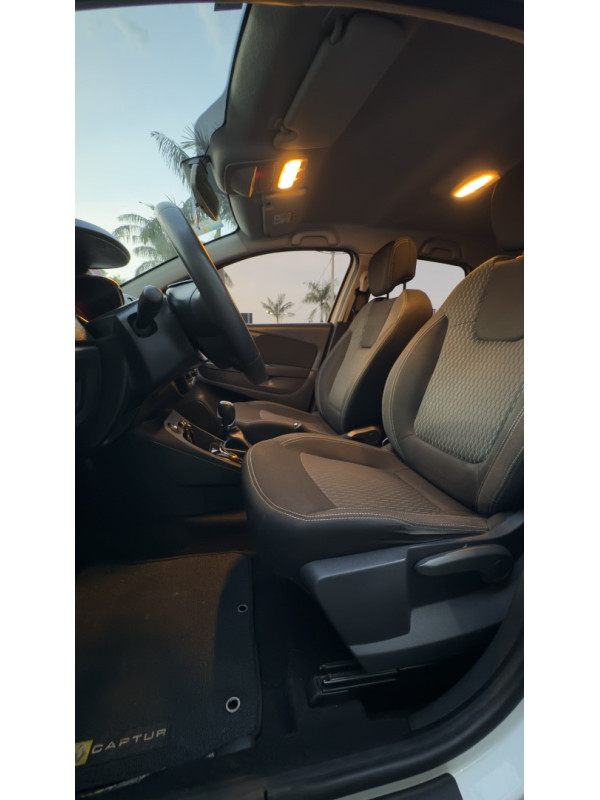 RENAULT Captur 1.6 16V 4P FLEX SCE LIFE X-TRONIC CVT