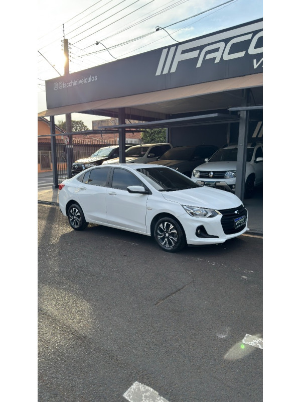 Onix Sedan 1.0 4P FLEX LT PLUS TURBO AUTOMÁTICO