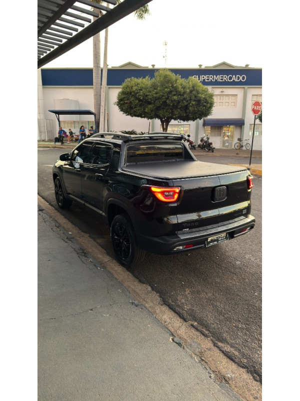 FIAT Toro 1.3 16V 4P FLEX 270 TURBO VOLCANO AUTOMÁTICO