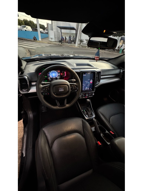 FIAT Toro 1.3 16V 4P FLEX 270 TURBO VOLCANO AUTOMÁTICO