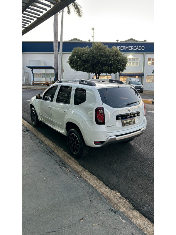 RENAULT Duster 2.0 16V 4P FLEX DYNAMIQUE