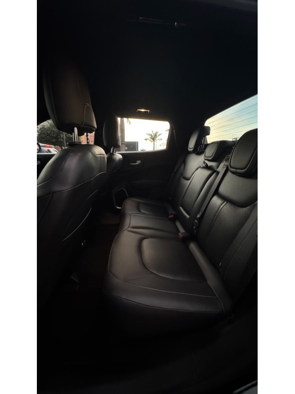 FIAT Toro 1.3 16V 4P FLEX 270 TURBO VOLCANO AUTOMÁTICO