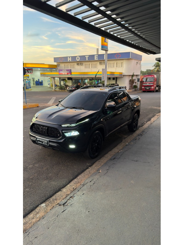 FIAT Toro 1.3 16V 4P FLEX 270 TURBO VOLCANO AUTOMÁTICO