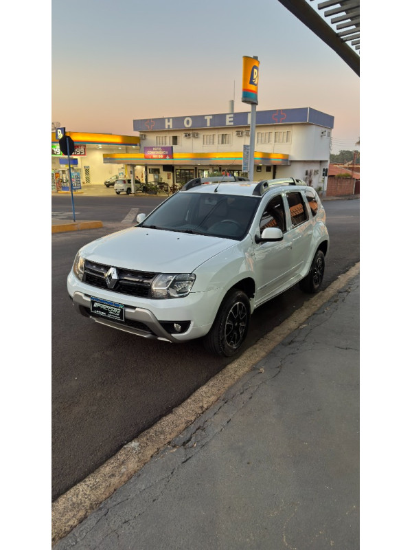 RENAULT Duster 2.0 16V 4P FLEX DYNAMIQUE