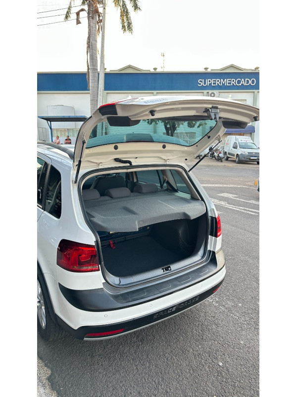 VOLKSWAGEN Space Cross 1.6 4P FLEX