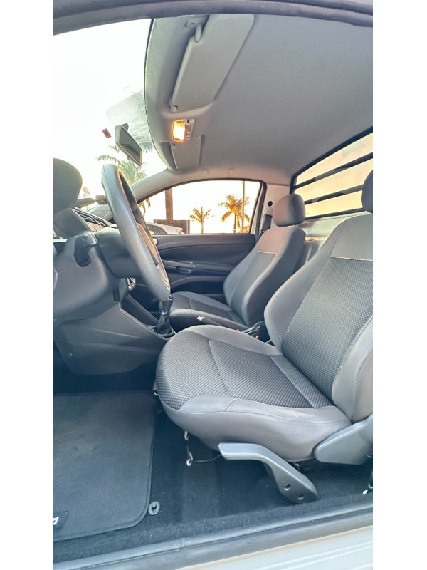 VOLKSWAGEN Saveiro 1.6 16V FLEX MSI TRENDLINE CABINE SIMPLES