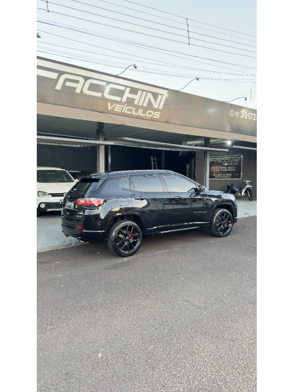 JEEP Compass 2.0 16V 4P HURRICANE 4 TURBO BLACKHAWK AUTOMÁTICO AT9