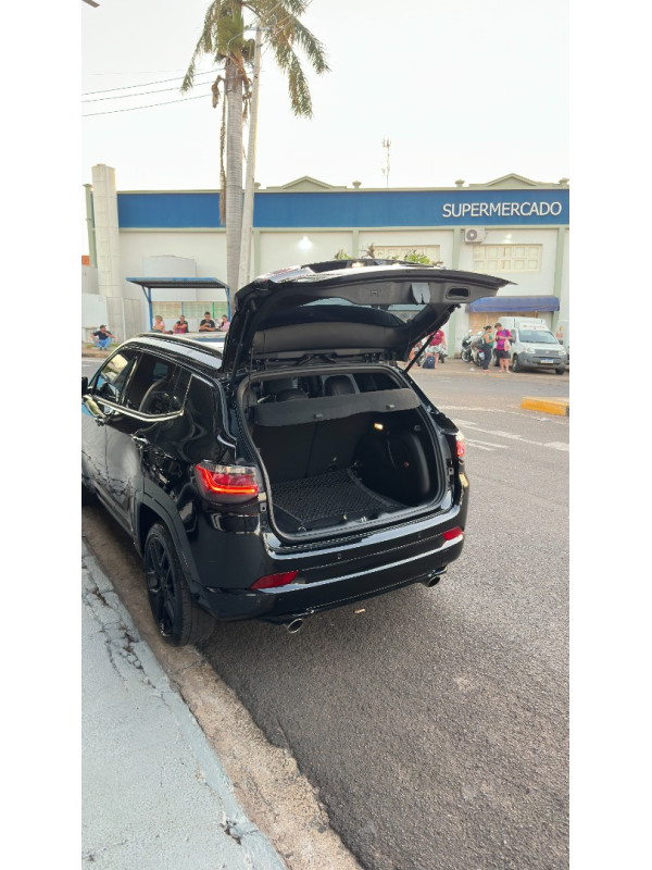 JEEP Compass 2.0 16V 4P HURRICANE 4 TURBO BLACKHAWK AUTOMÁTICO AT9