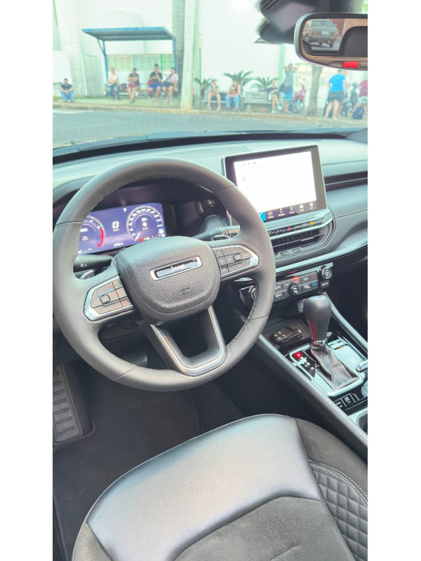 JEEP Compass 2.0 16V 4P HURRICANE 4 TURBO BLACKHAWK AUTOMÁTICO AT9