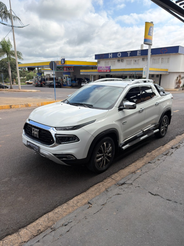 FIAT Toro 2.0 16V 4P 4WD RANCH TURBO DIESEL AUTOMÁTICO