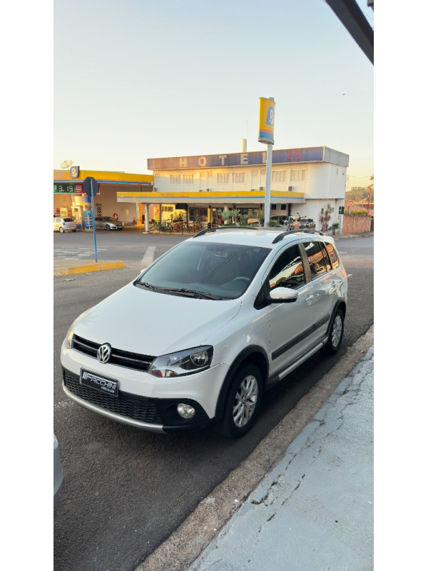 VOLKSWAGEN Space Cross 1.6 4P FLEX