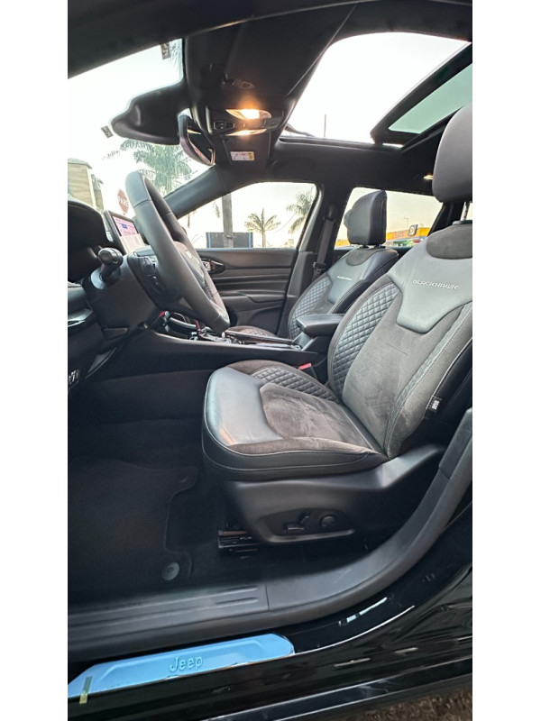 JEEP Compass 2.0 16V 4P HURRICANE 4 TURBO BLACKHAWK AUTOMÁTICO AT9