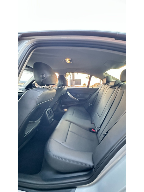 BMW 320I 2.0 16V 4P SPORT TURBO ACTIVE FLEX AUTOMÁTICO