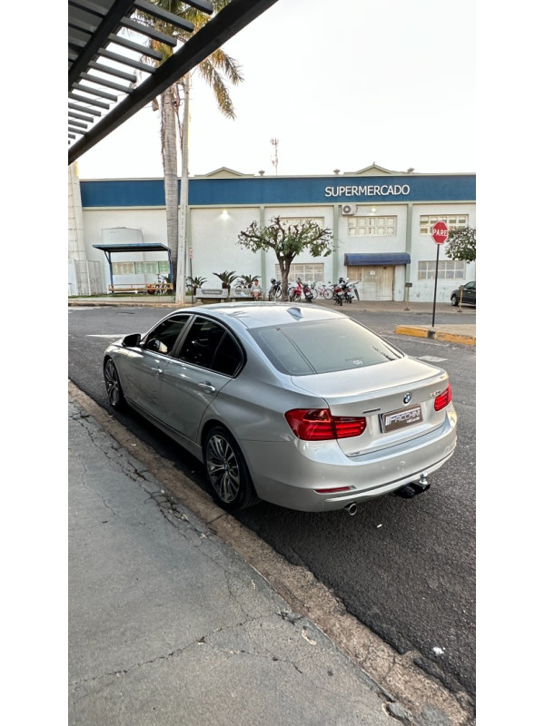 BMW 320I 2.0 16V 4P SPORT TURBO ACTIVE FLEX AUTOMÁTICO