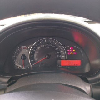 NISSAN March 1.0 12V 4P SV FLEX