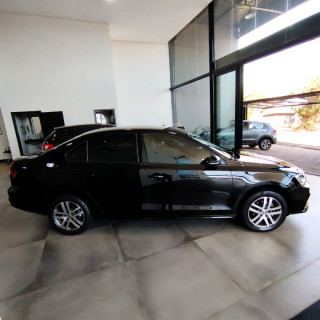 Jetta 1.4 16V 4P TSI CONFORTLINE AUTOMÁTICO
